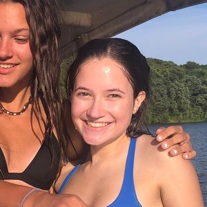 Meet your Posher, Ally